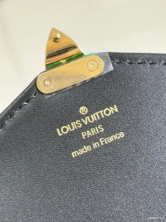 WIS Louis MICRO METIS Vuitton 0520